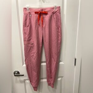 Figs Regular-waist Zamora Joggers - Chalk Pink